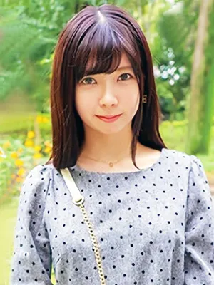 花井しずく