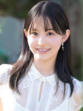 山田鈴奈の顔写真