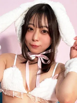 和栗ゆゆ